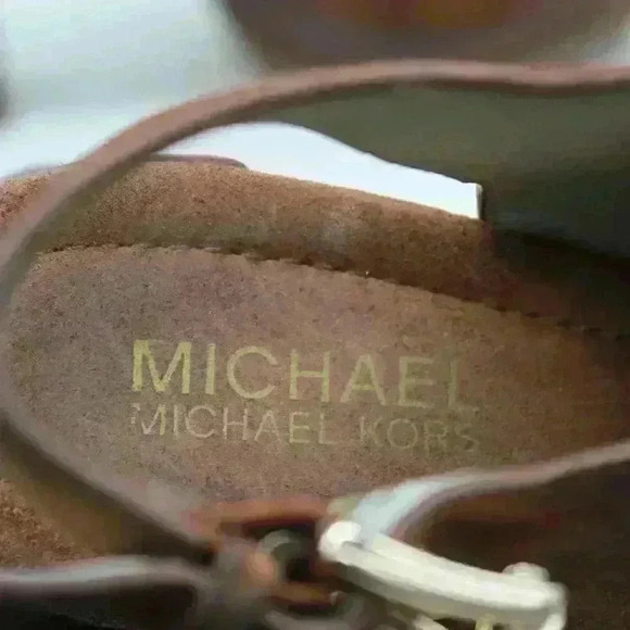 Michael Kors Women's Brown Suede Leather Rubber Outsole Block Heel Sandal Size U - Picture 8 of 11